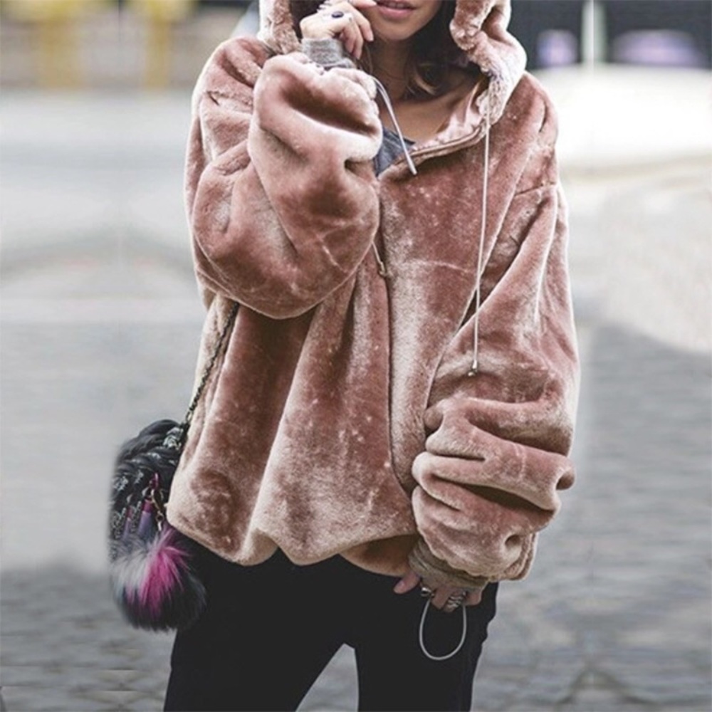Luxable Velvety Pullover
